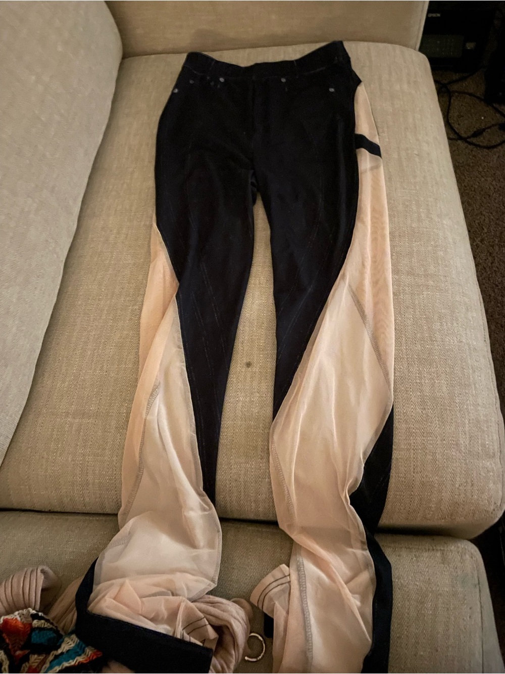 Bottom bundle - Picture 2 of 3